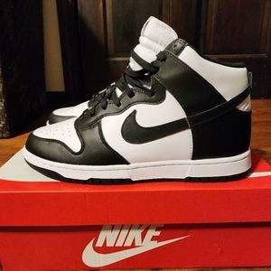 Nike Dunk High Retro "Panda"